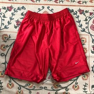 NIKE men’s basketball shorts. Size XL.